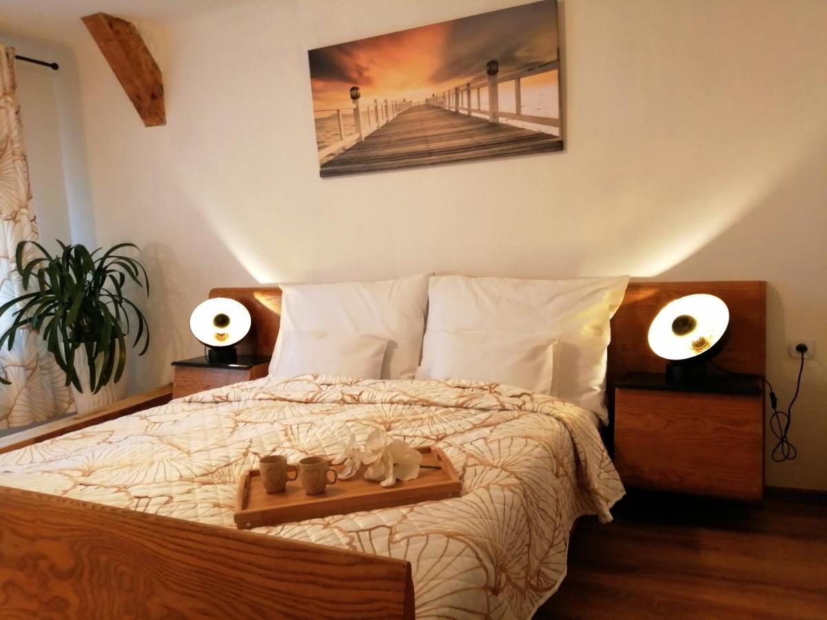 Apartman Deluxe Cheb Eksteriør bilde