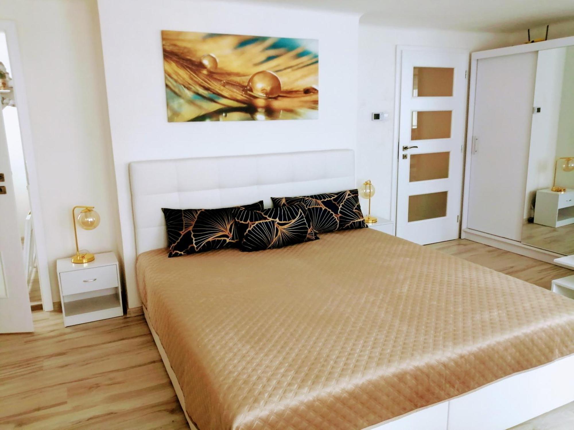 Apartman Deluxe Cheb Eksteriør bilde