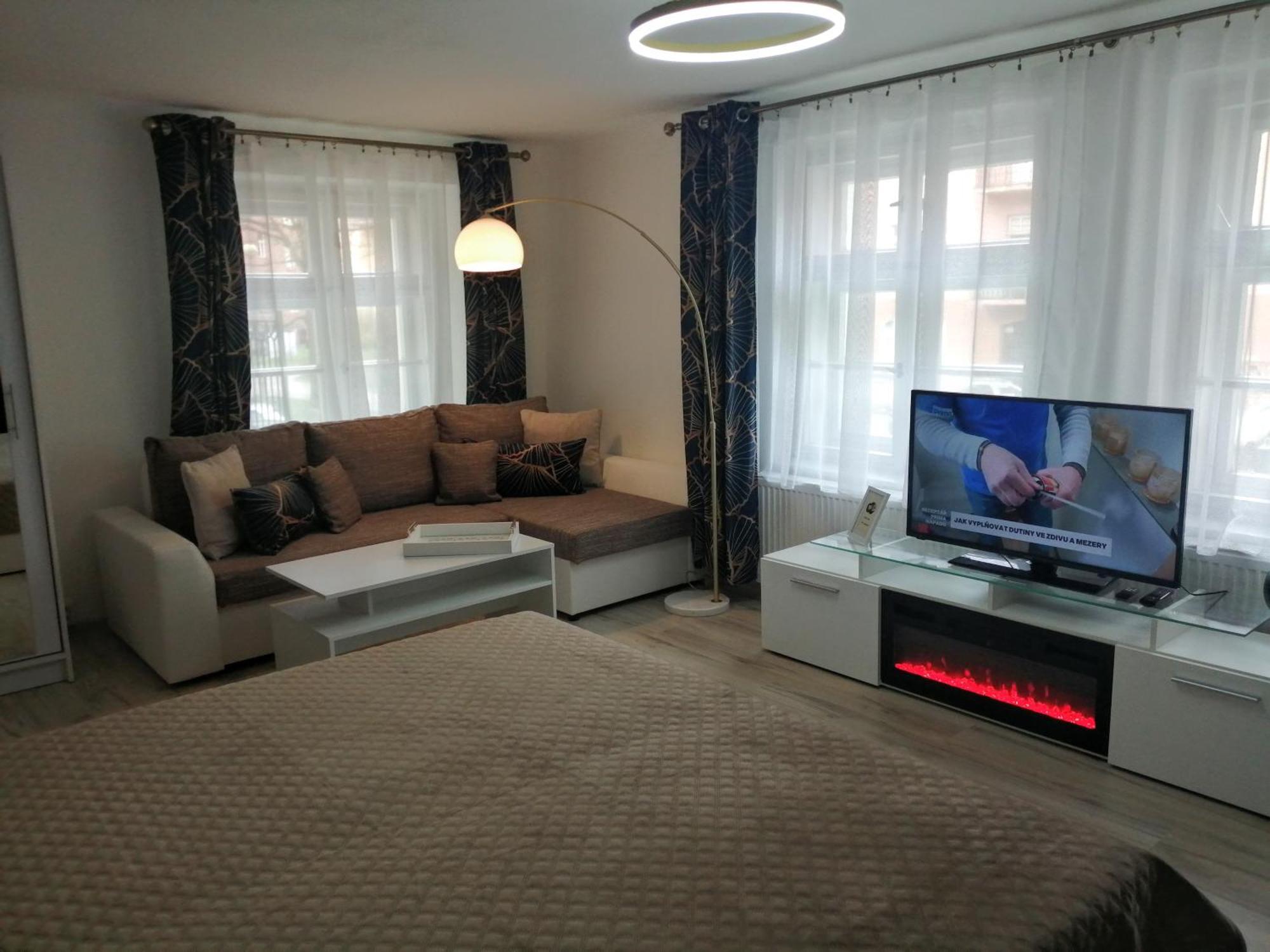 Apartman Deluxe Cheb Eksteriør bilde